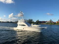 2006 Hatteras 64 Convertible "The Whiting Way" photo 2