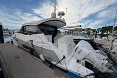 2022 Regal 38 XO photo 1