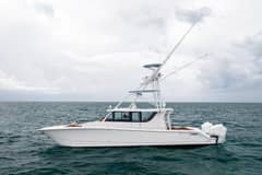 2024 Invincible Pilothouse photo 1