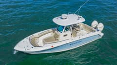 2019 Boston Whaler 280 Outrage "Sapphire Wasabi" photo 3