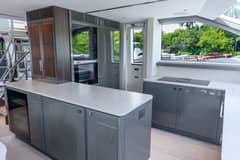 2025 Sunseeker 90 Ocean Enclosed photo 4