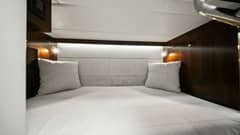 2022 Cruisers Yachts 34 GLS photo 4