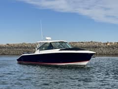 2016 Pursuit 325 DC photo 3