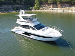 2018 Sea Ray FLY 520 photo 3