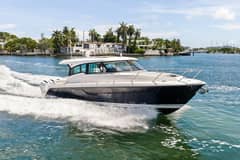 2024 Tiara Yachts 48 LE "LEGEND" photo 4