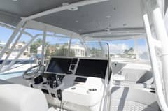 2021 Intrepid 409 Valor "Dream Faster" photo 3