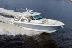 2024 Tiara Yachts 38 LS photo 2