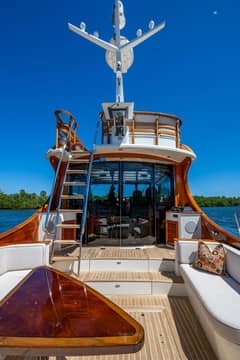 2021 Hinckley Talaria 55 Flybridge MKII "VERA NORTH" photo 9