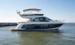 2019 Fairline Squadron 53 "FOREVER RECESS" photo 2