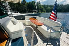 2025 Sabre 48 Salon Express "Peregrine" photo 6
