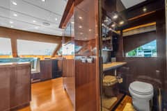 2015 Hargrave Flybridge "QUIET SUN" photo 9