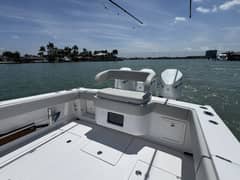 2024 Jupiter 38 HFS photo 5