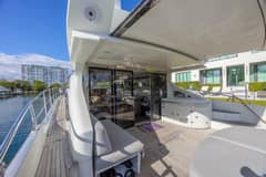 2009 Azimut 68S photo 6