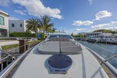 2009 Azimut 68S photo 9