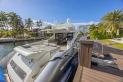2009 Azimut 68S photo 4