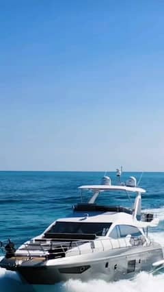 2018 Azimut 66 Flybridge photo 2
