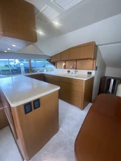 2002 Ocean Yachts 52 Super Sport photo 4