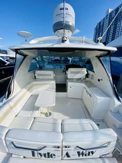 2010 Sea Ray 450 Sundancer "Hyde A Way" photo 8