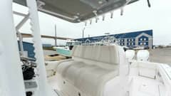2019 Invincible 39 Open photo 4