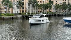 2019 Carver C34 "MJ" photo 1