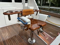 2006 Viking 52 Convertible "Rusty" photo 7