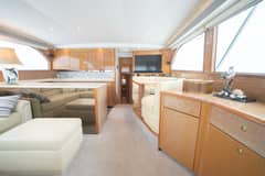 2005 Viking 52 Convertible photo 7