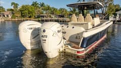 2020 Chris-Craft Catalina 34 "Lilaia" photo 4