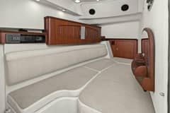 2016 Grady-White 330 Express photo 4
