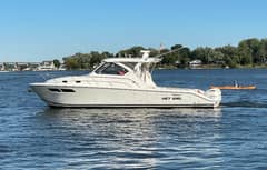 2019 Pursuit OS 355 Offshore "Hey Girl" photo 1