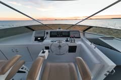 2002 Hatteras CPMY "Vita Brevis" photo 7