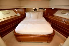 1997 Ferretti Yachts 80 photo 7
