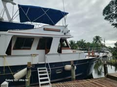 1987 Marine Trader Wide Body "Delicate Balance" photo 5