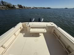 2016 Grady-White 330 Express photo 5