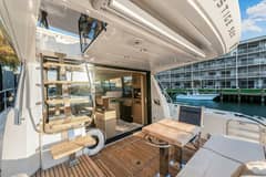 2018 Prestige 520 photo 5