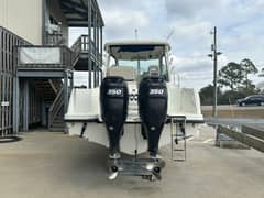 2016 Boston Whaler 315 Conquest photo 2