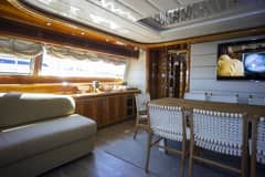 2000 Ferretti Yachts Custom Line 94 photo 5