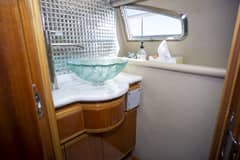 2000 Ferretti Yachts Custom Line 94 photo 9