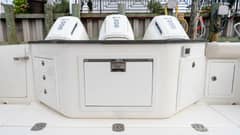 2024 Boston Whaler 405 Conquest photo 7