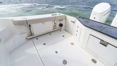 2024 Boston Whaler 405 Conquest photo 8