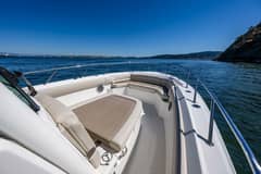 2017 Boston Whaler 330 Outrage photo 8