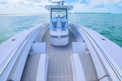 2025 BlackWater 43 Sportfish photo 4