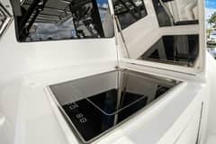 2016 Hatteras GT63 photo 6