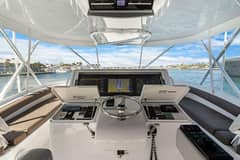 2016 Hatteras GT63 photo 9