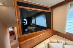 2004 Viking 56 Convertible "Breakaway" photo 8