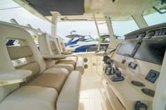 2018 Boston Whaler 380 Outrage photo 6