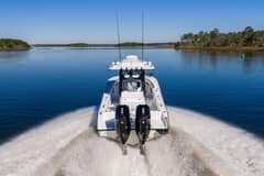 2023 Yellowfin 32 Offshore photo 9