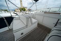2001 Grand Banks 42 Classic photo 6
