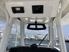 2020 Regulator 31 photo 8