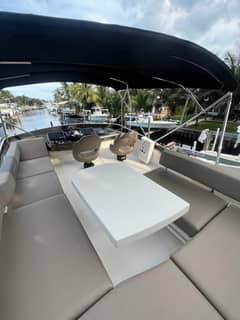 2017 Marquis 500 Sport Yacht photo 6