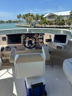 2006 Carver 43 Motor Yacht photo 9
